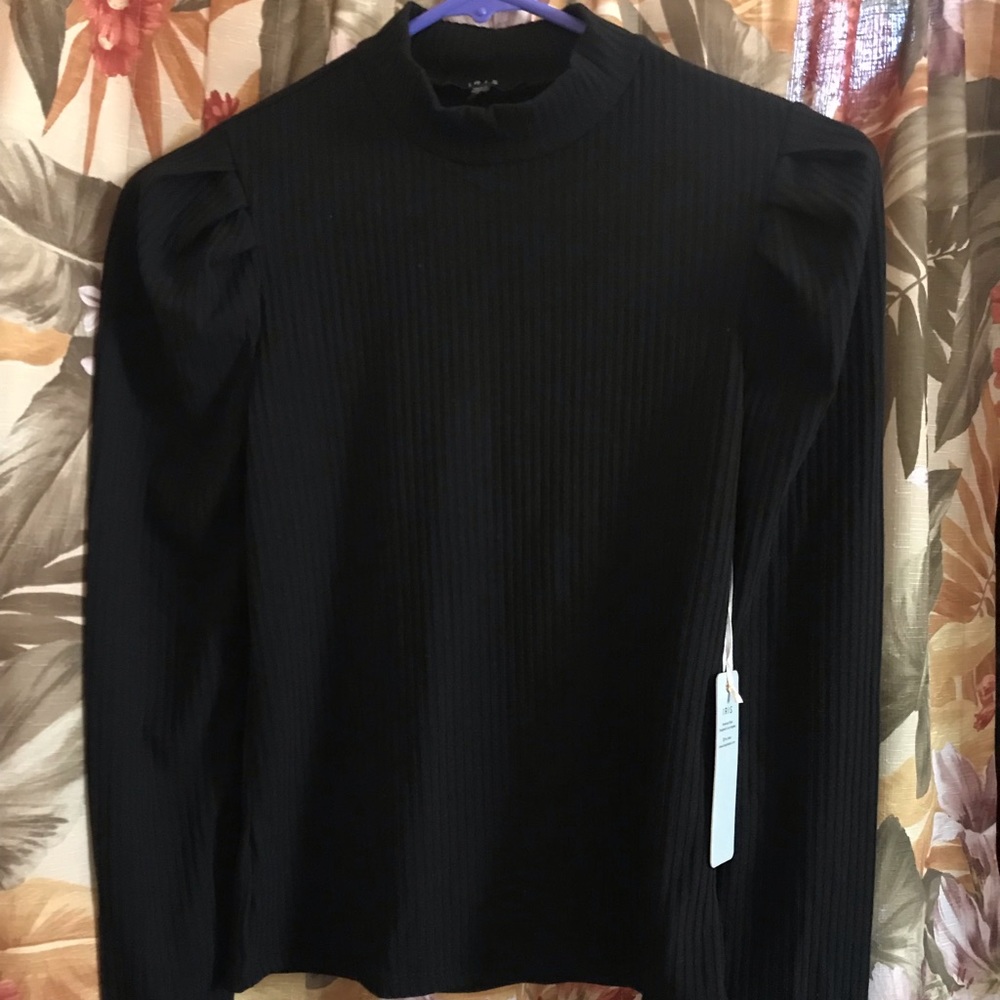 Black IRIS long sleeve
